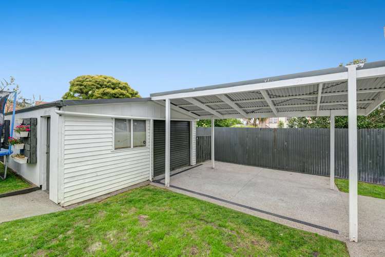 1 Karaka Street Helensville_35