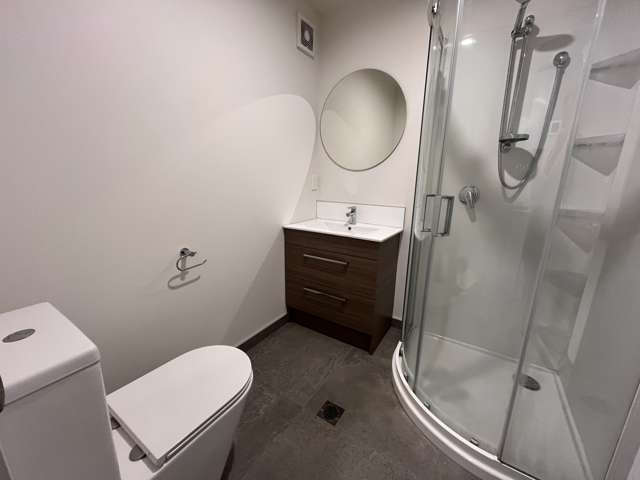 1/142 Leinster Road Merivale_4