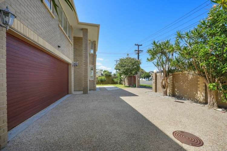 87 The Drive Epsom_27