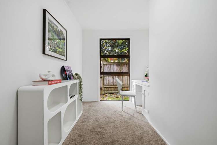 1/15 Fairfax Avenue Northcote_14