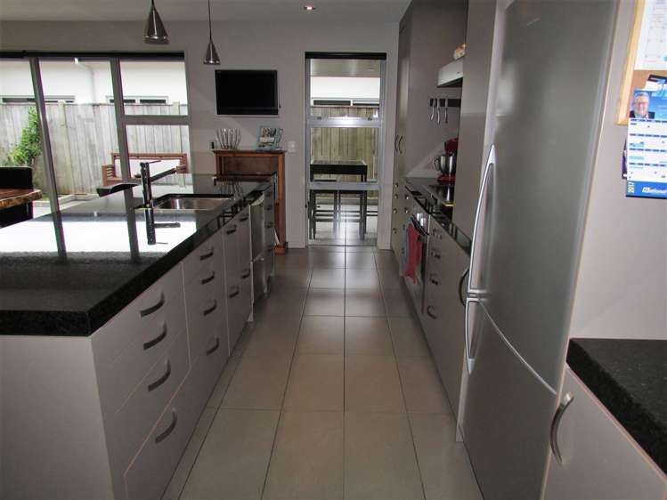 36 Karoro Place Karoro_10