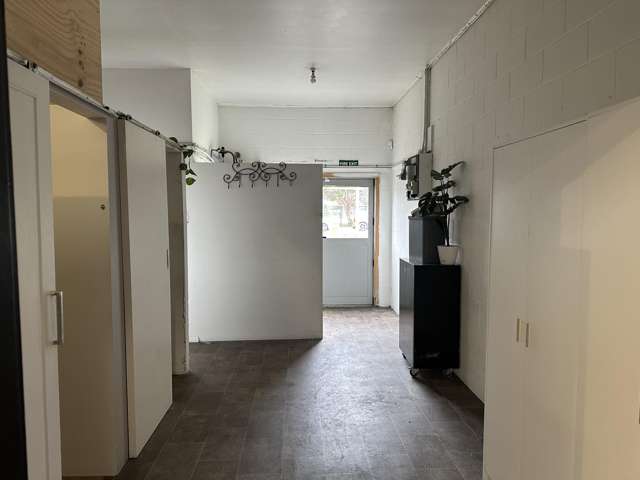 Shop 4, 47 Main North Road Woodend_2