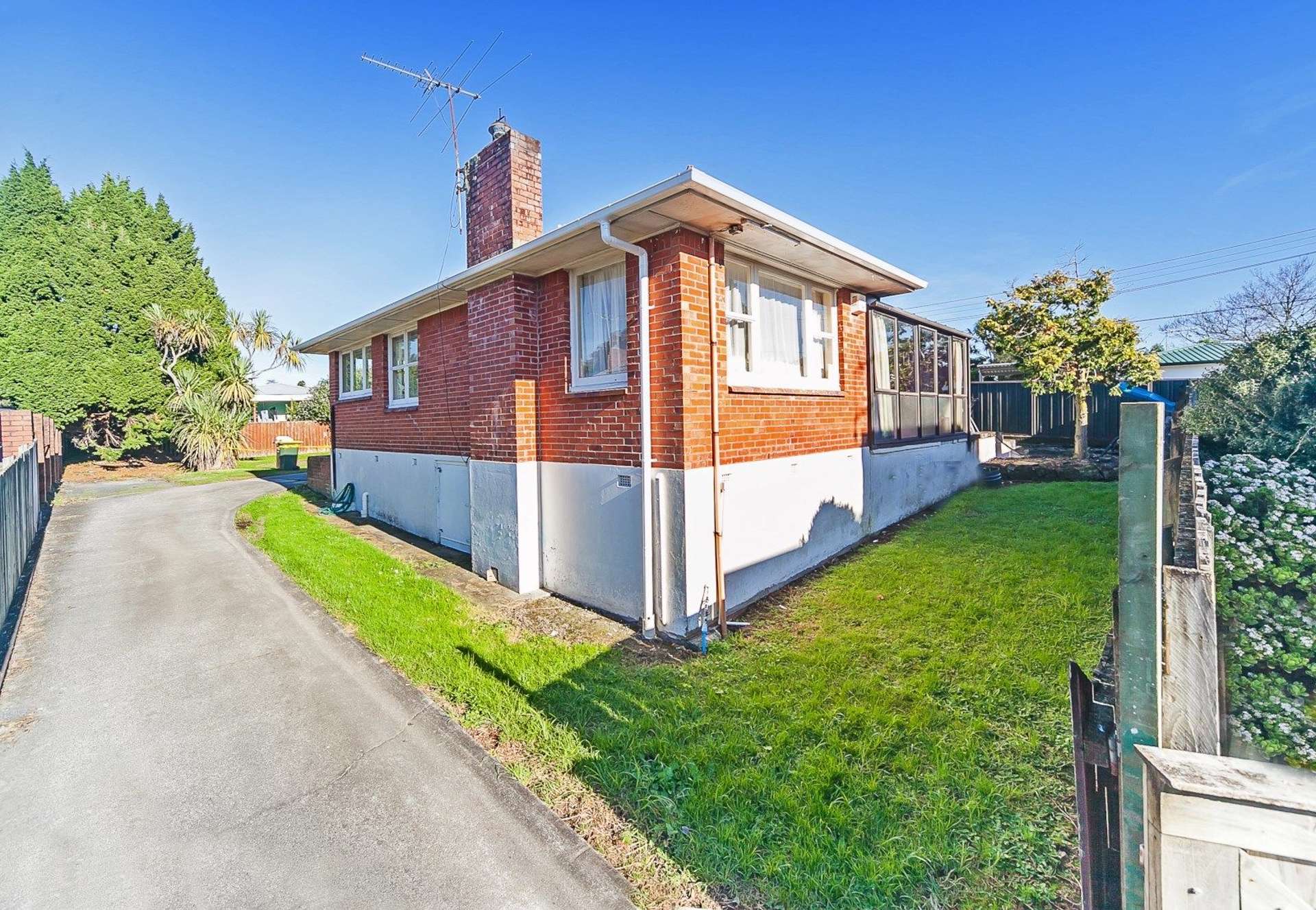 74 Nikau Street New Lynn_0