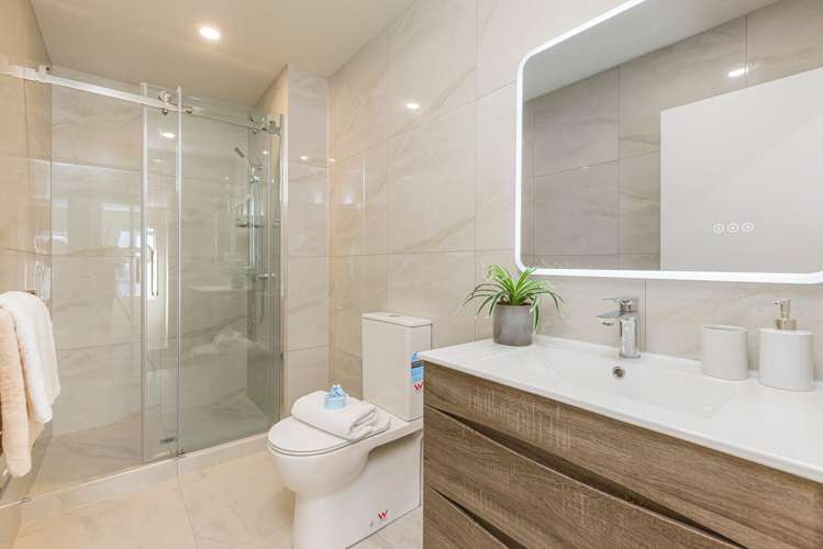 8/43 Clevedon Road Papakura_8