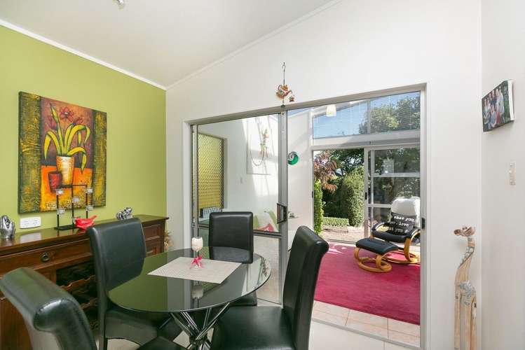 61 Clifton Drive Waitara_6