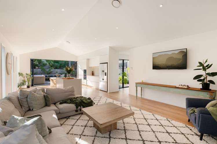 704b Papamoa Beach Road Papamoa_11