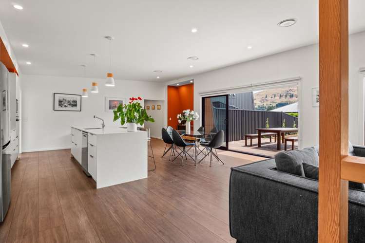 14 Cumberland Road Lower Shotover_2