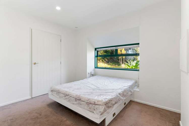 71 Attwood Road Paremoremo_20