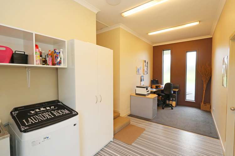 203 Pomona Road East Makarewa_23