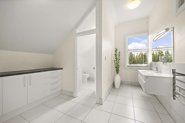 2179 State Highway 16 Helensville_21