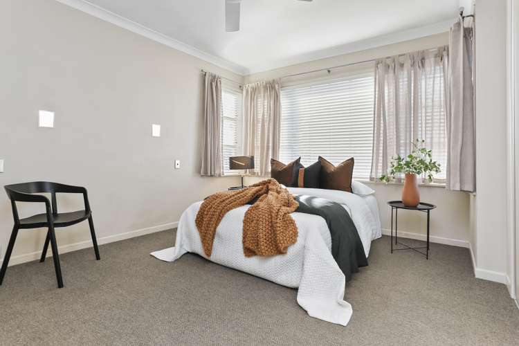 213 Te Atatu Road Te Atatu South_12