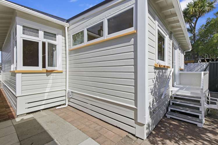 5 Oriental Street Petone_16