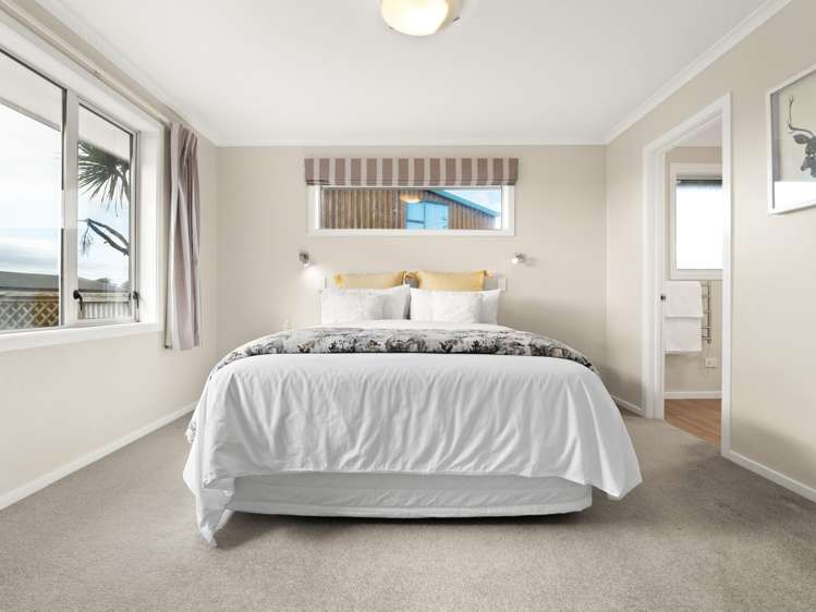 11 Palmer Place Taieri Mouth_10