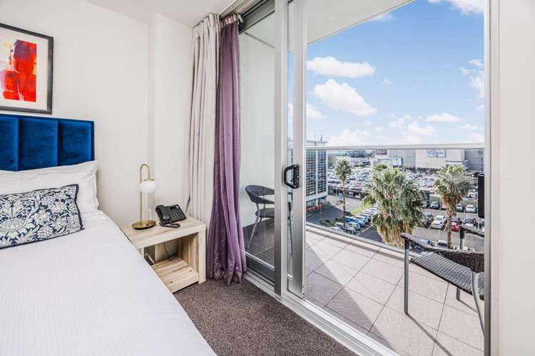 508/17 Amersham Way Manukau_6