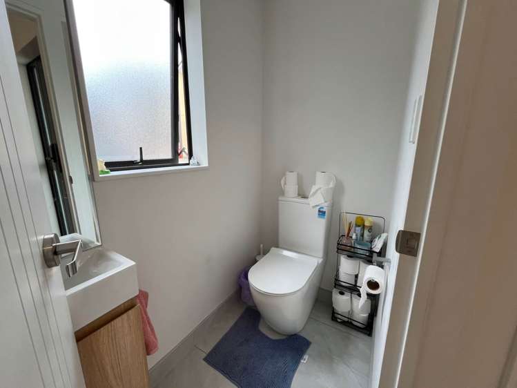 12A Kelwyn Road Kelston_3