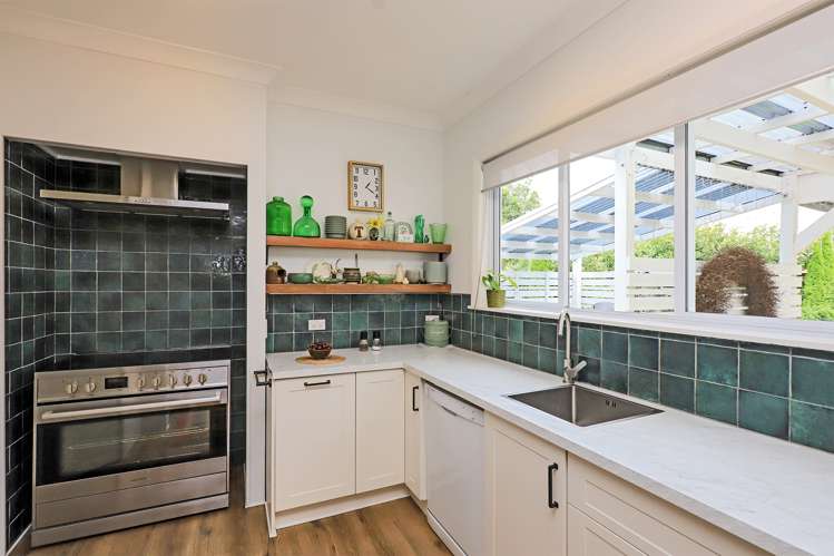 816 Tawa Street Mahora_3