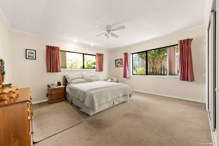 98 Rhinevale Close Henderson_11