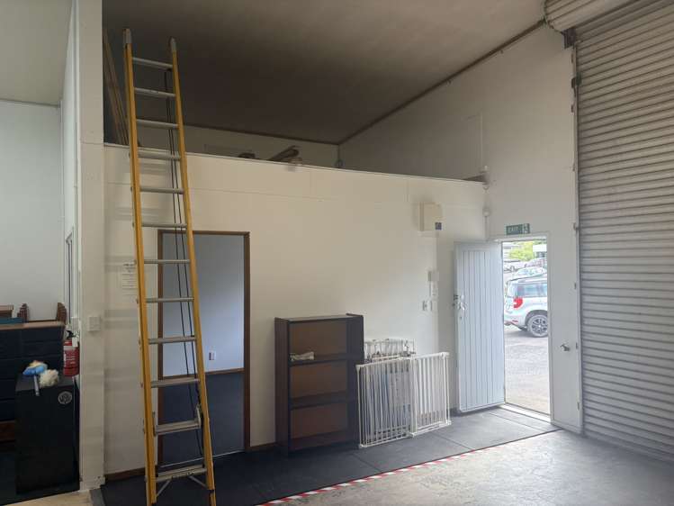 2/12 Maleme Street Greerton_7