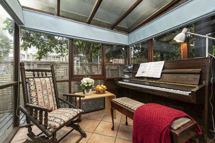 2/7 Springfield Street Forrest Hill_8