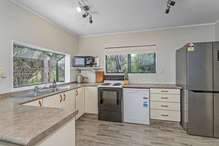 10 Christa Court Whitianga_8