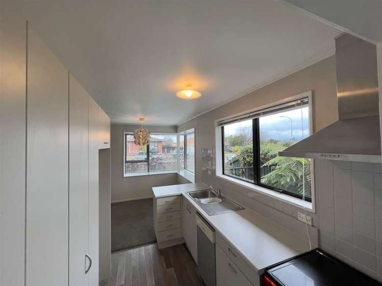 26a Reginald Street Burwood_9