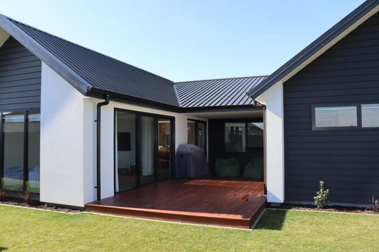 12 Jag Way Tinwald_24