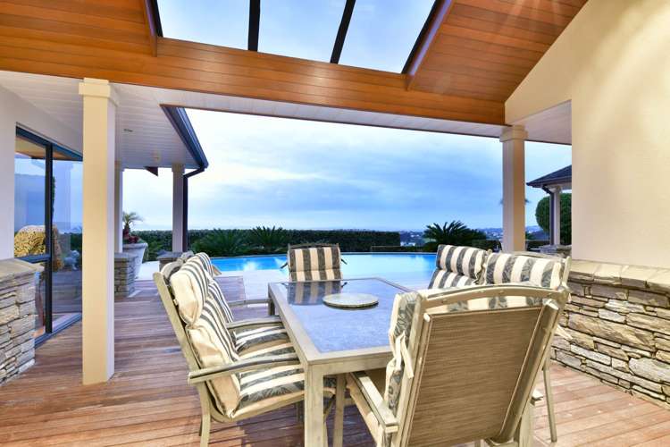 1 Myra G Place Stanmore Bay_32