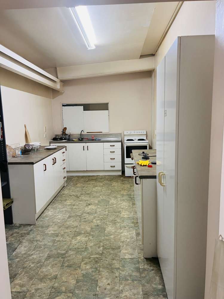 Upstairs/8 King Street Otahuhu_5