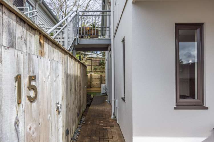 15/92 Bush Road Albany_13