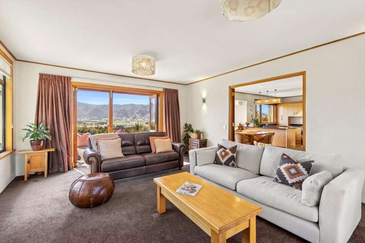 1091 Lake Hawea - Albert Town Road Lake Hawea_11