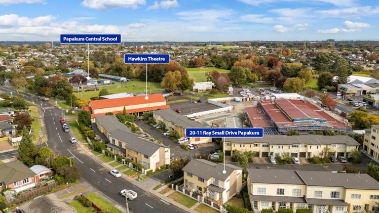 20/11 Ray Small Drive Papakura_15