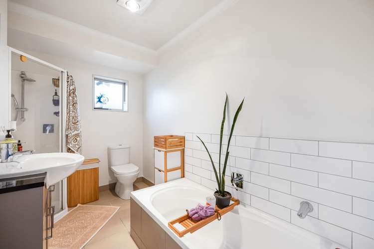 4 Anna Lane Glen Eden_19