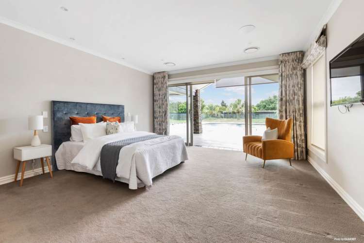 8a Jelas Drive Riverhead_17