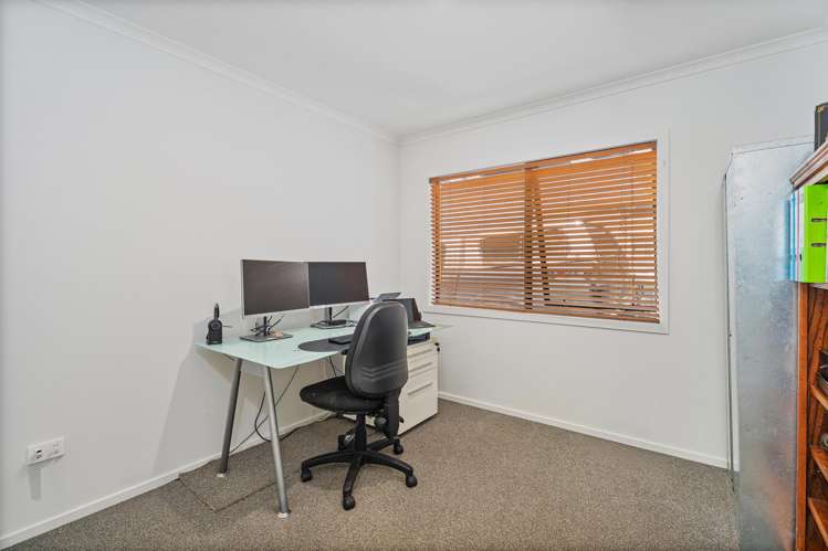 150 Harbour Drive Matarangi_15