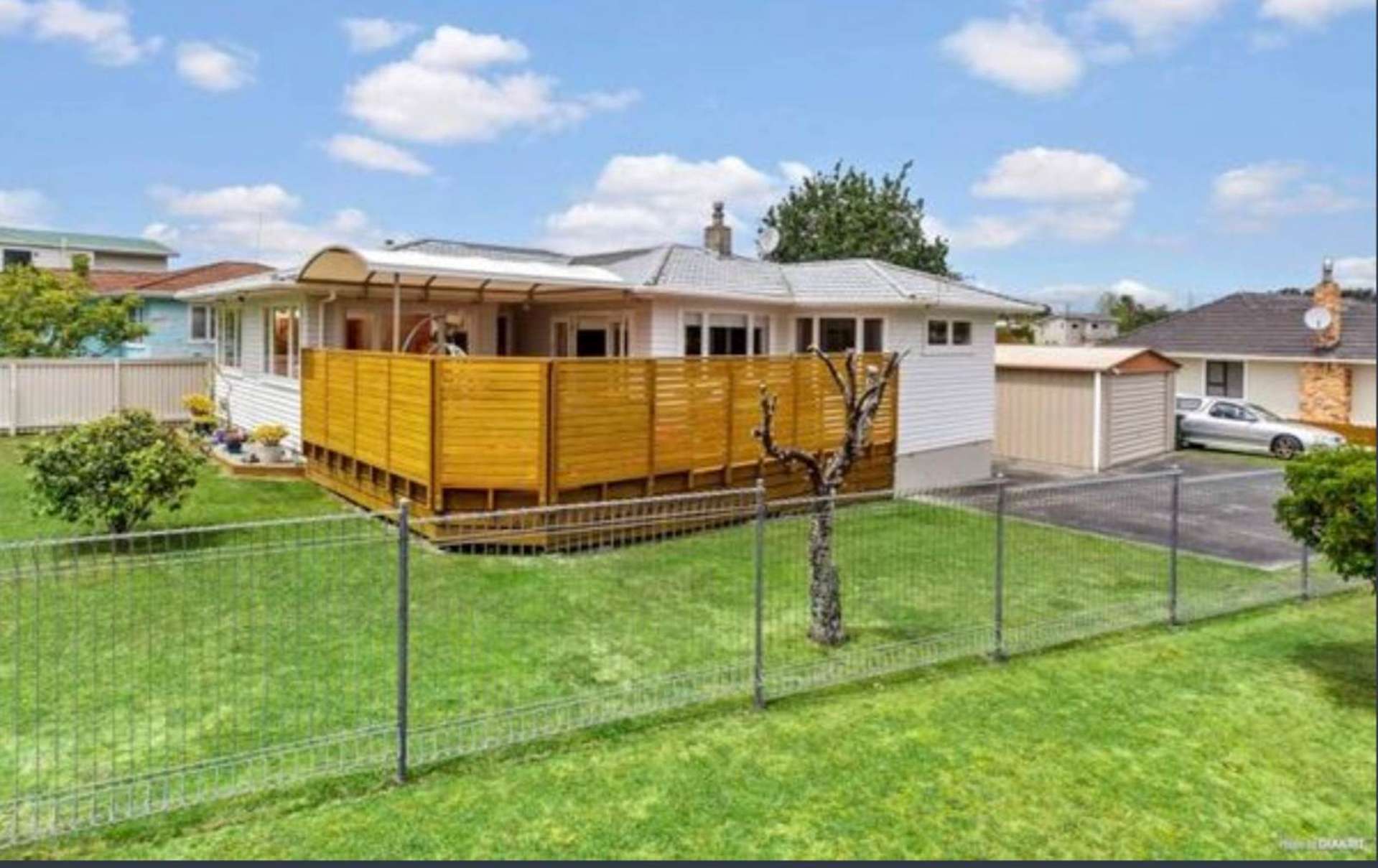 32 Gloria Avenue Te Atatu Peninsula_0