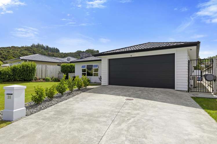 38 Brian Morgan Terrace Wainuiomata_21
