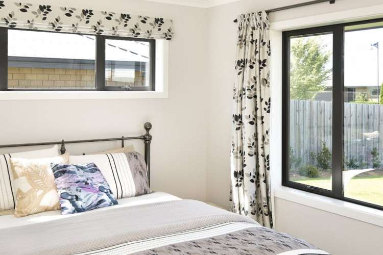 6 Goldrich Grove Netherby_11