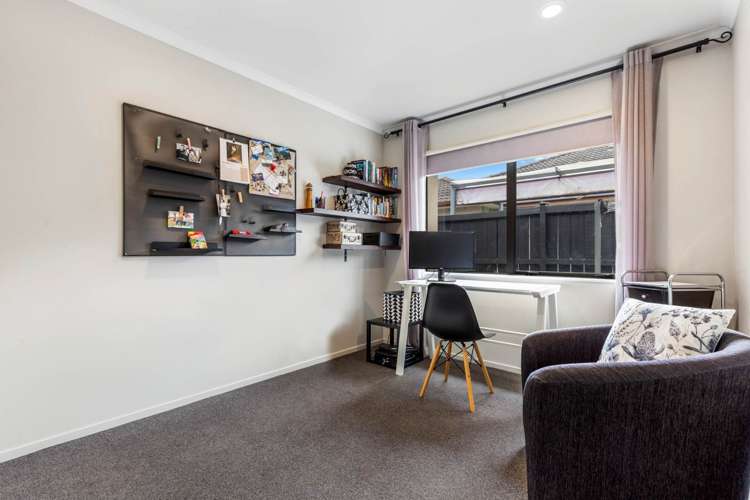 15 Bellshill Close Wattle Downs_17