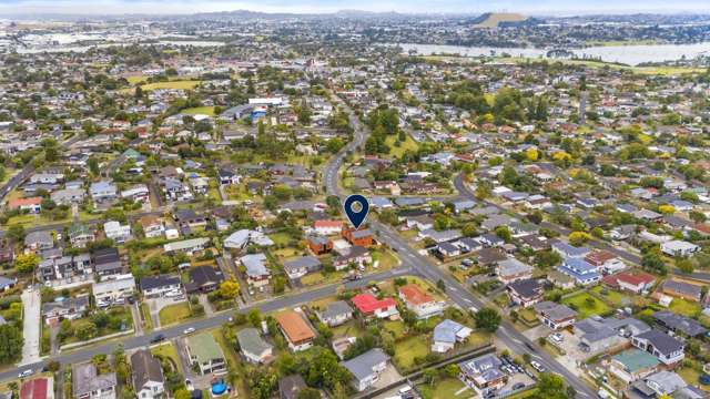 1/121 Reeves Road Pakuranga Heights_4