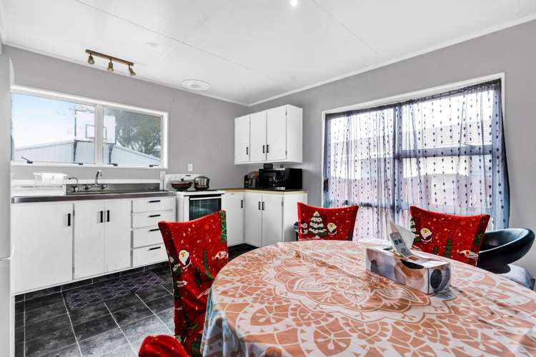 11 Manuka Place Hawera_5