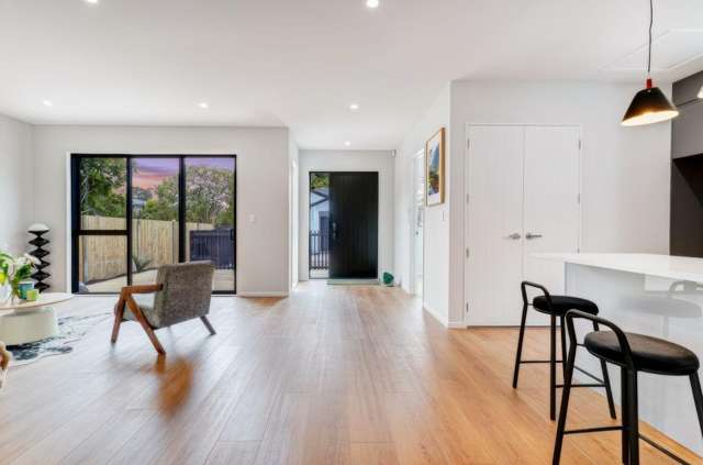 E/57 Helena Street 11410_1