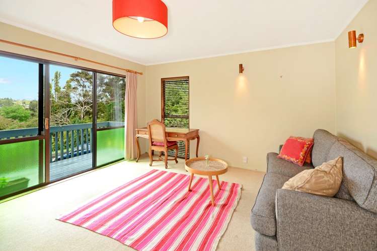 2 Onedin Place Titirangi_6