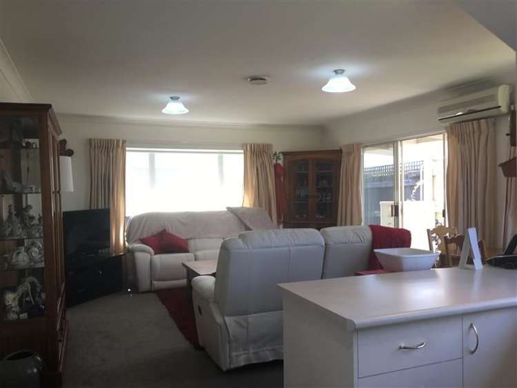 23 Tyree Drive Stoke_1