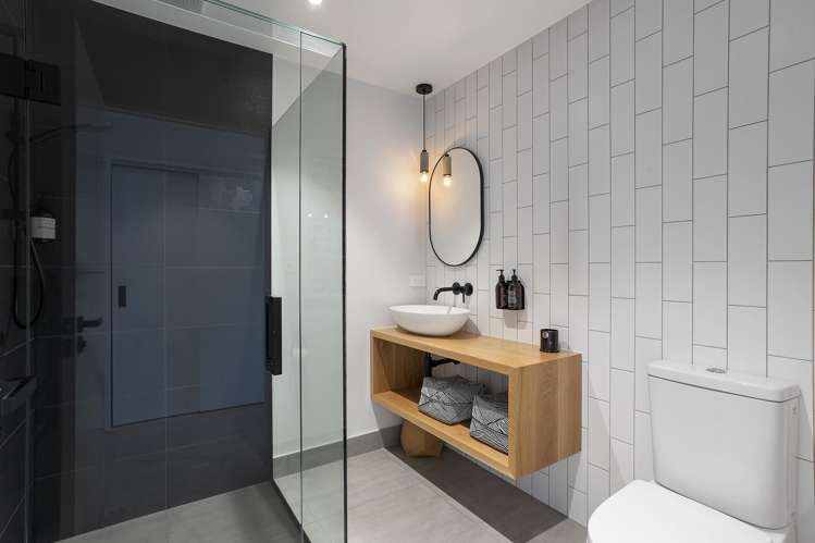 20a Rewarewa Road Te Atatu Peninsula_12