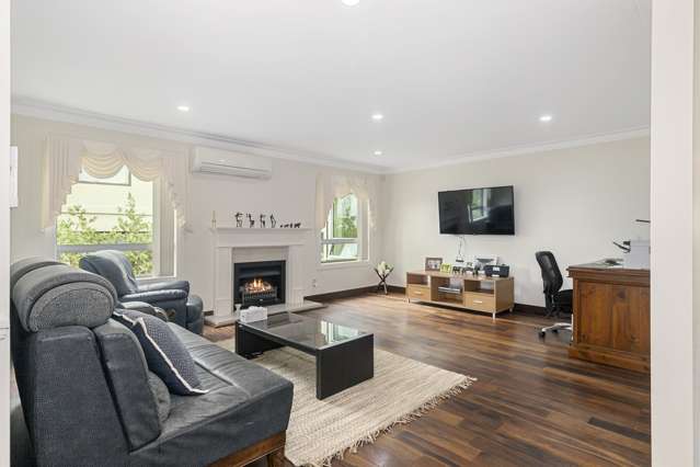 4 Graham Collins Drive Windsor Park_1