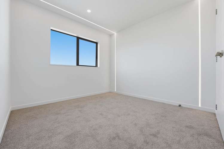 16 Furlough Road Papakura_14
