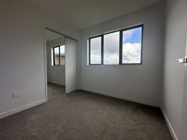 1/130 Te Oneroa Way Long Bay_8
