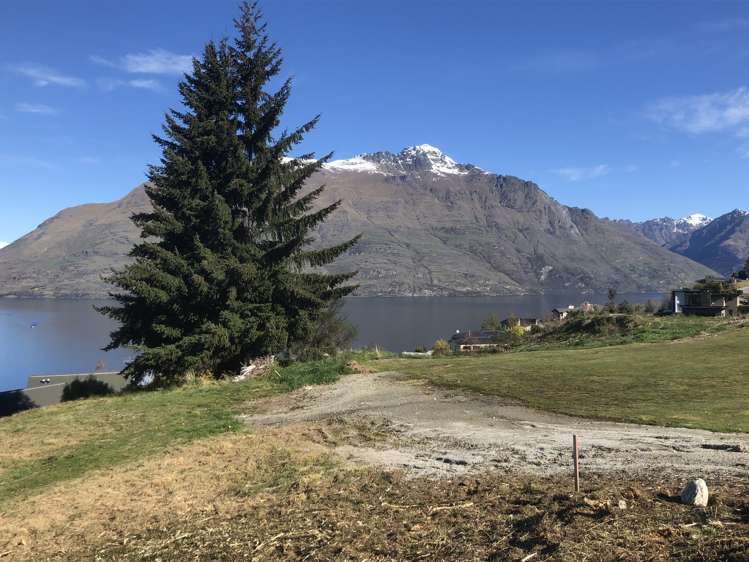 3 Manata Lane Fernhill/Sunshine Bay_6