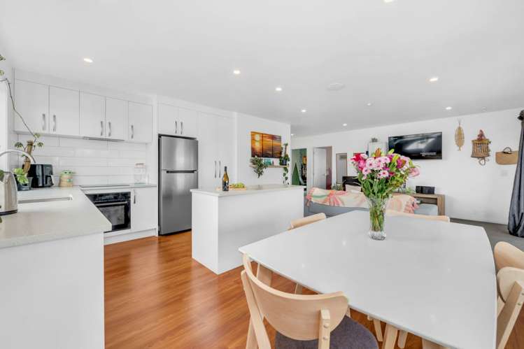 18 Shelly Bay Road Beachlands_4