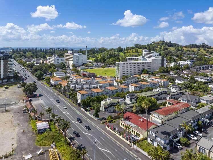 222 Green Lane West Epsom_5